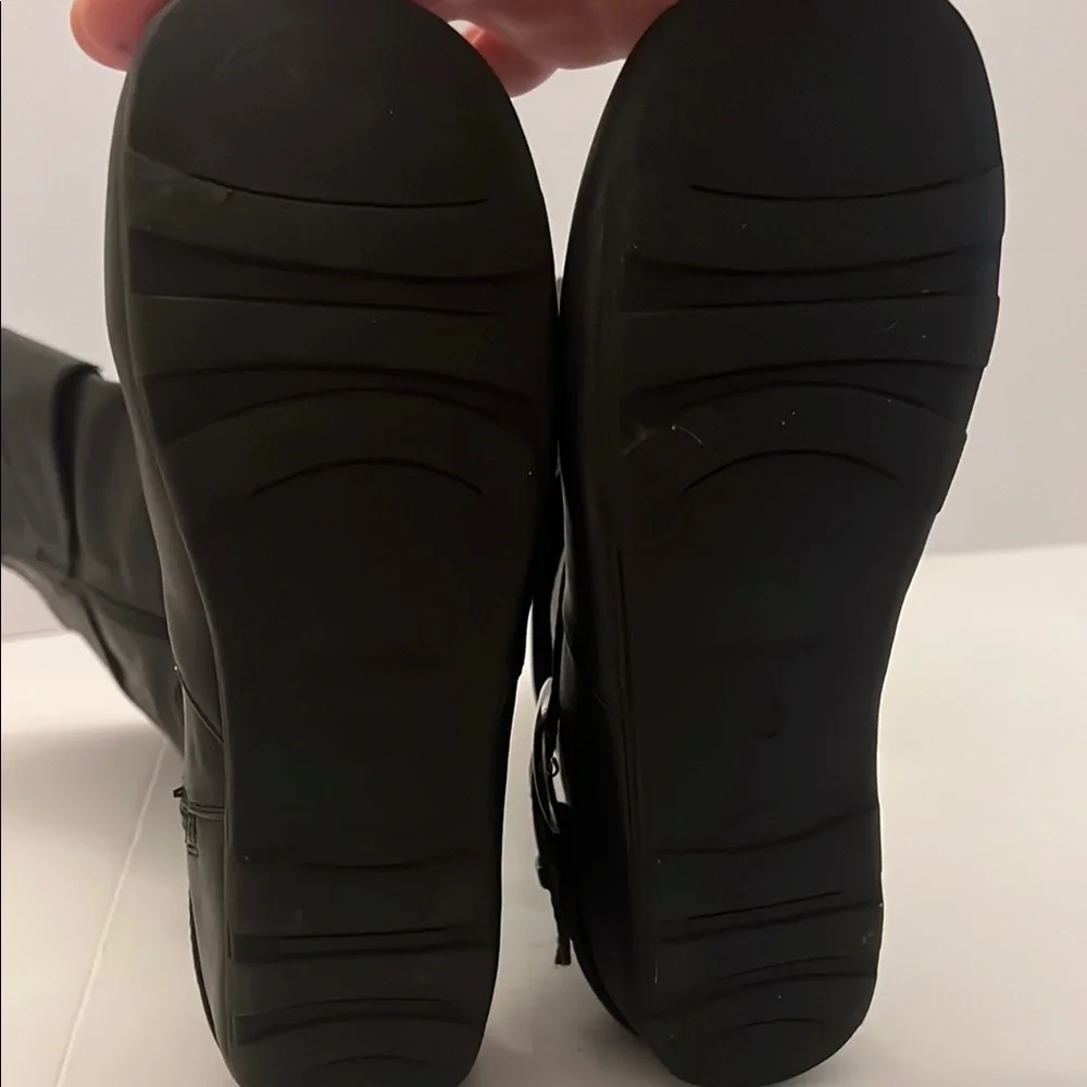 Journee Collection Black Jester Rouched Buckle Mid Shaft Boots Size 7 1/2